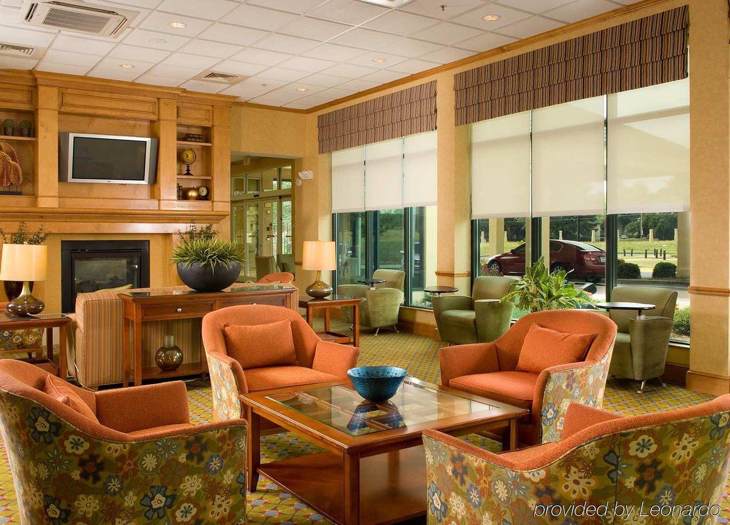 Hilton Garden Airport/millenium Center Hotel 3*