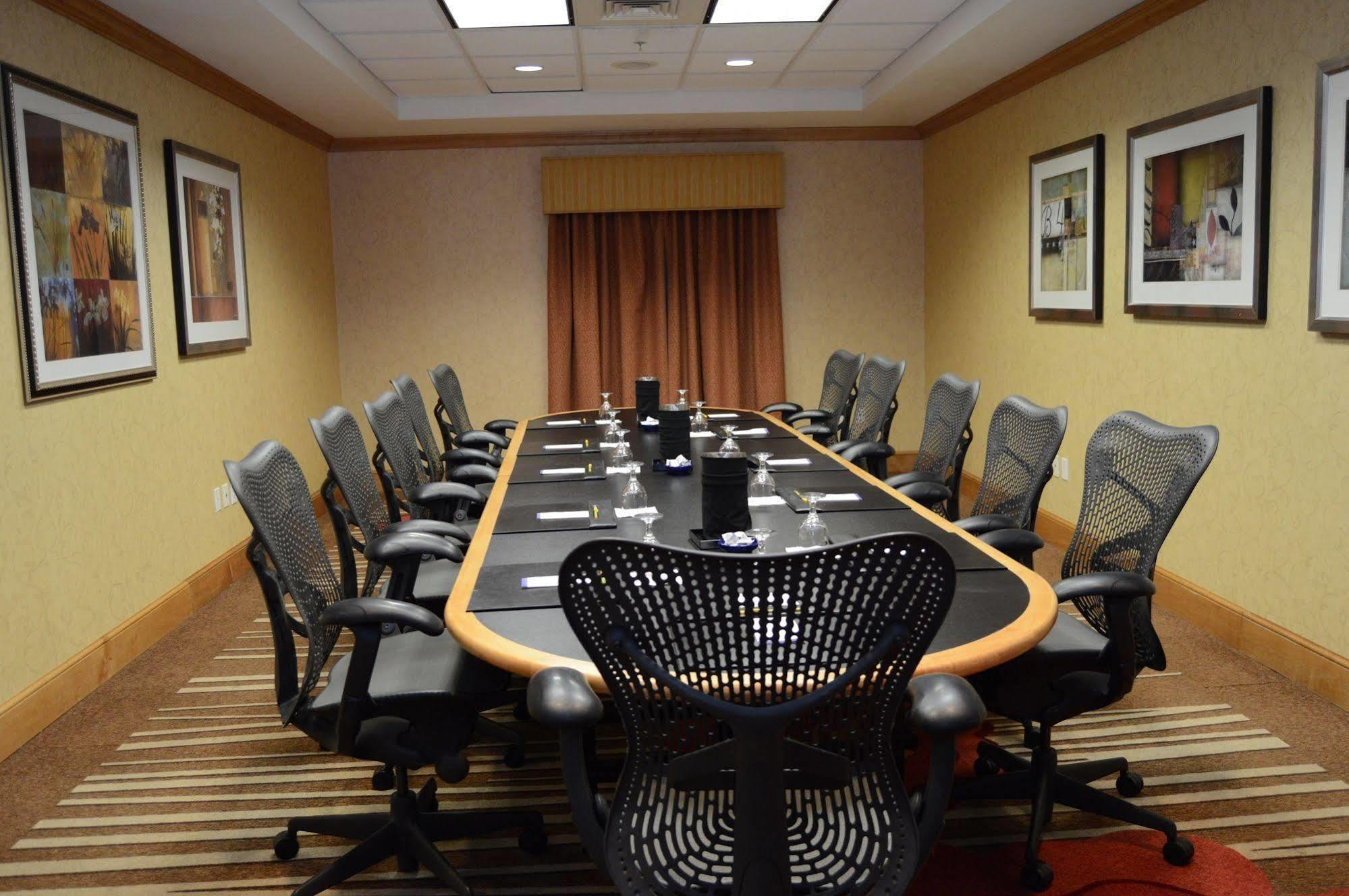 Hilton Garden Airport/millenium Center Atlanta