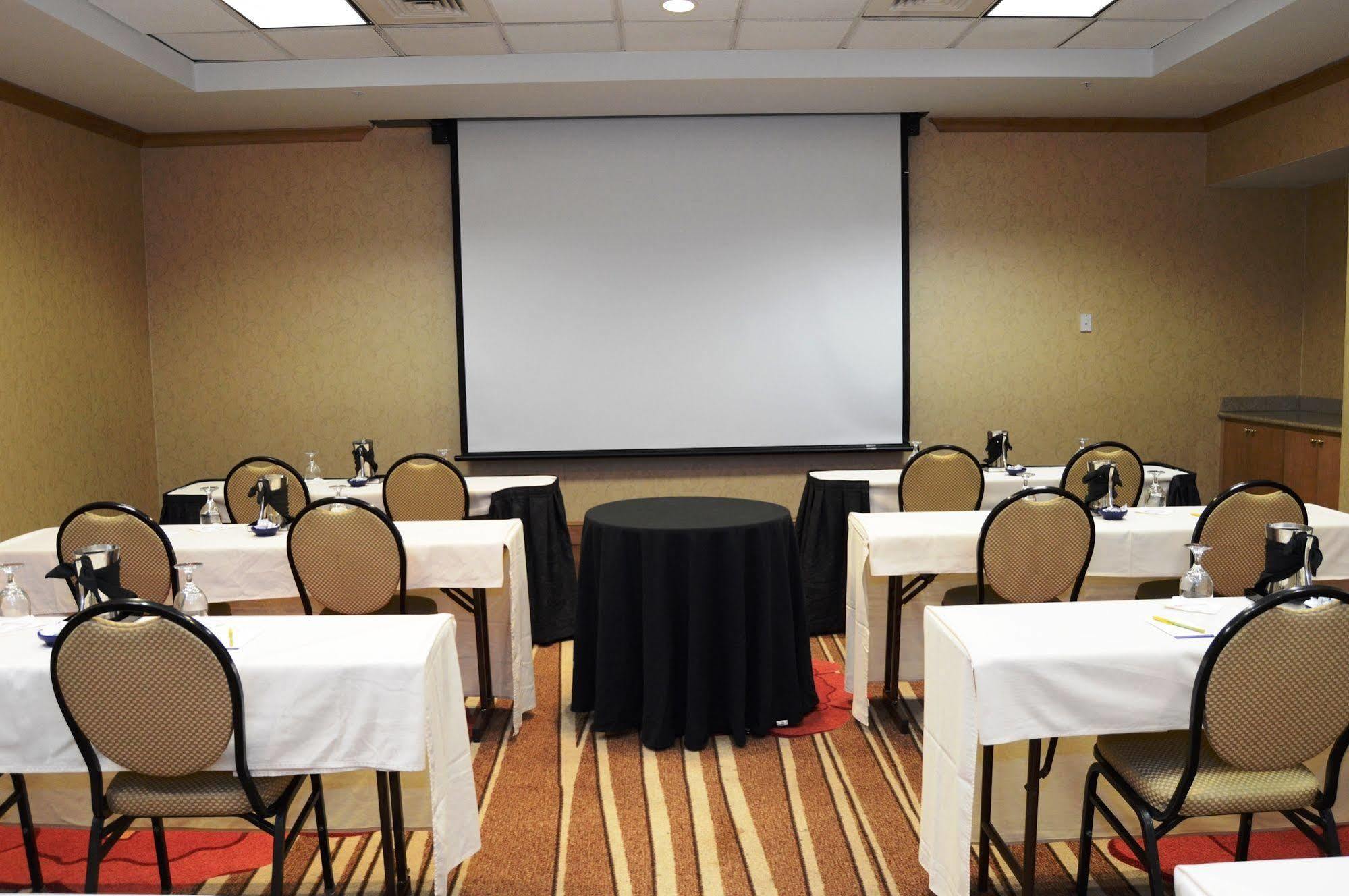 Hotel Hilton Garden Airport/millenium Center Atlanta
